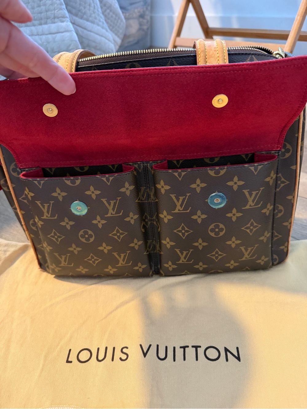 Louis Vuitton Monogram Tote with Natural Leather Trim, Authentic - Picture 2 of 13
